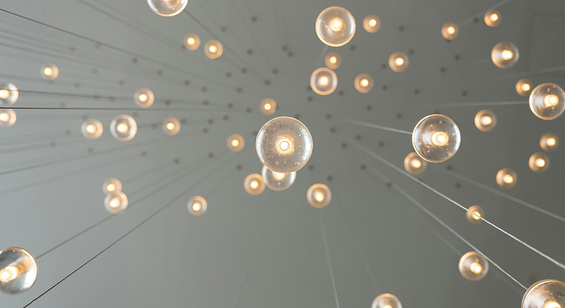 Light bulbs. Photo: Skye Studios, Unsplash